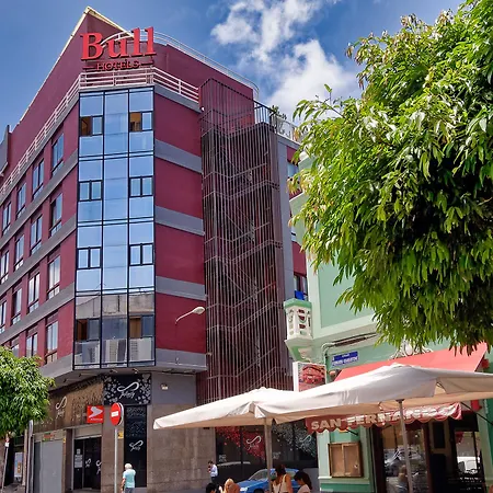 Bull Astoria מלון 3*