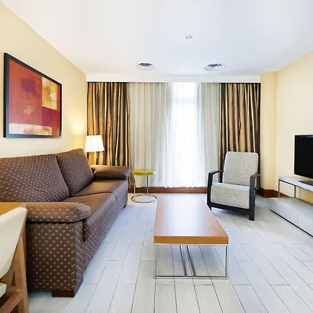 Bull Astoria מלון 3*