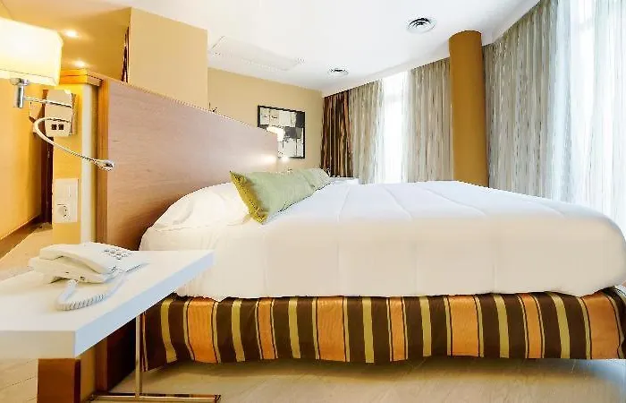 Bull Astoria Hotel 3*