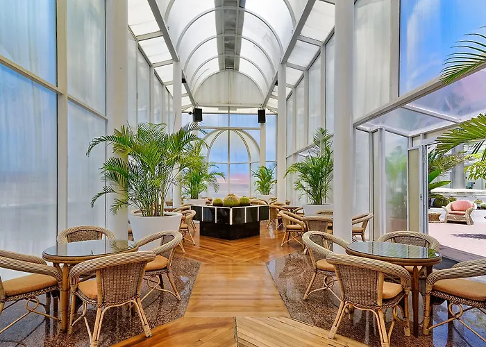 Bull Astoria Готель 3*